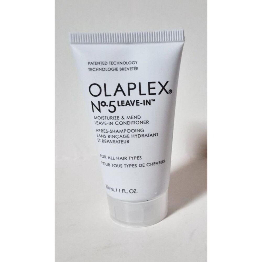 OLAPLEX No. 5 Leave In Hair Moisture Leave In Conditioner 1 fl oz NEW